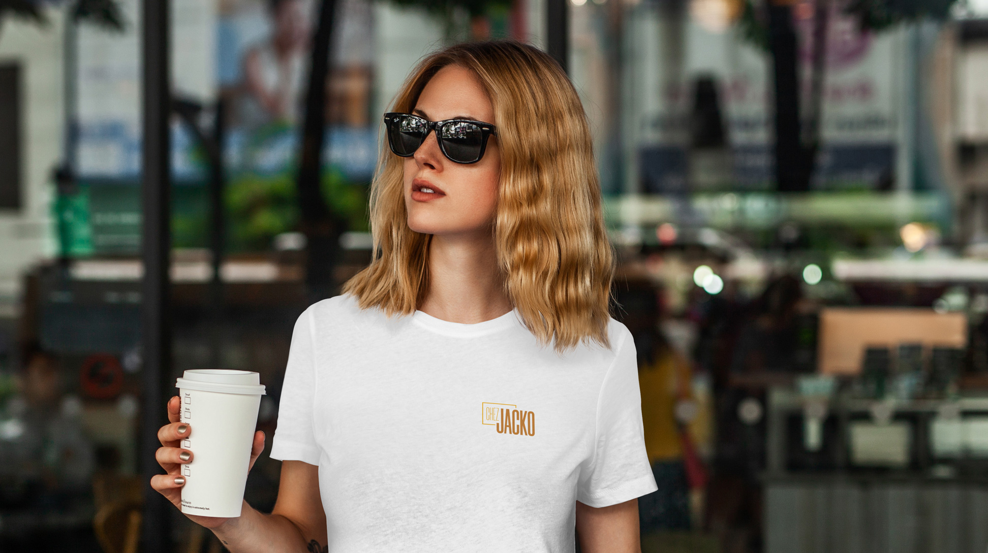 branding t-shirt