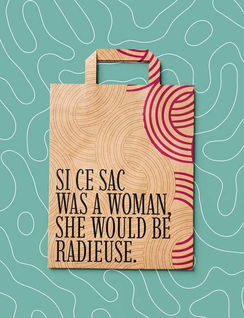 Sac en craft brandé à l'image de la marque avec motifs, phrase d'accroche et colorimétrie.