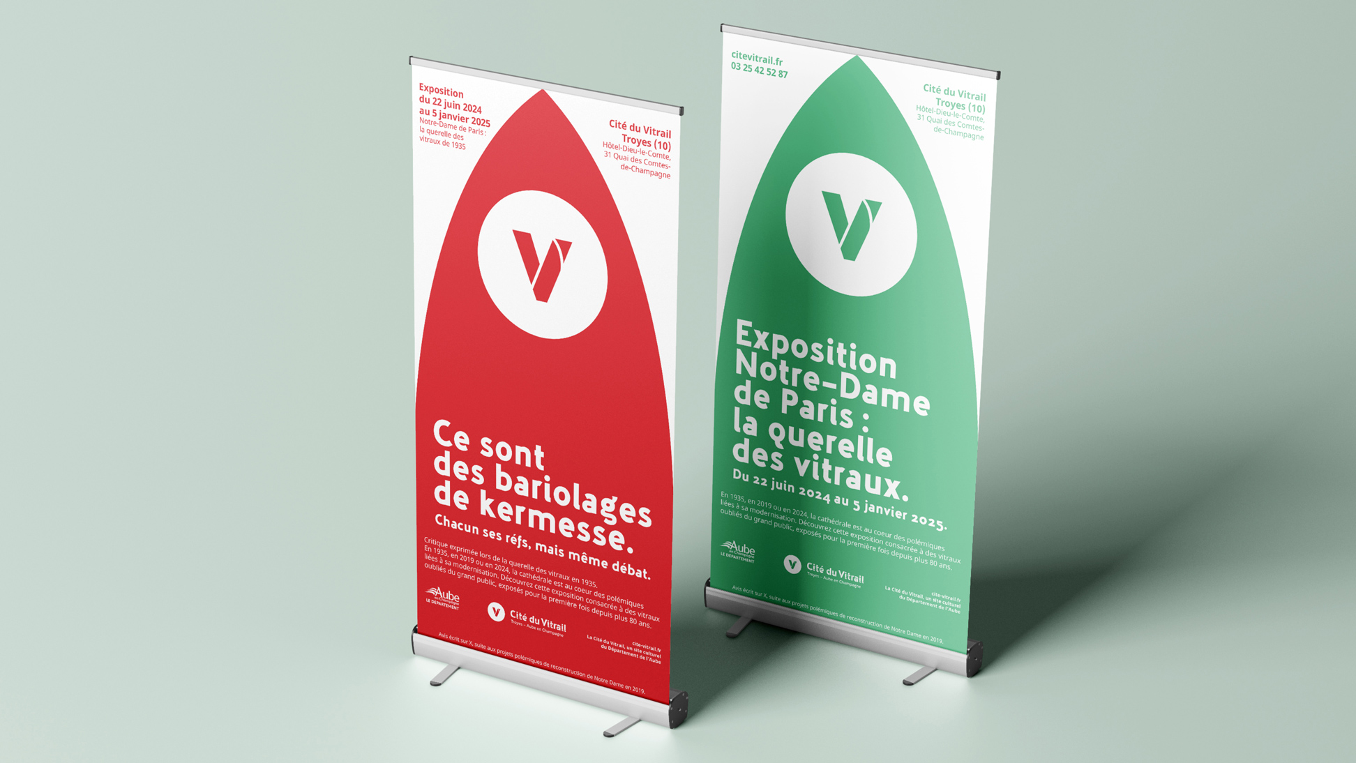 deux kakémonos déroulants
